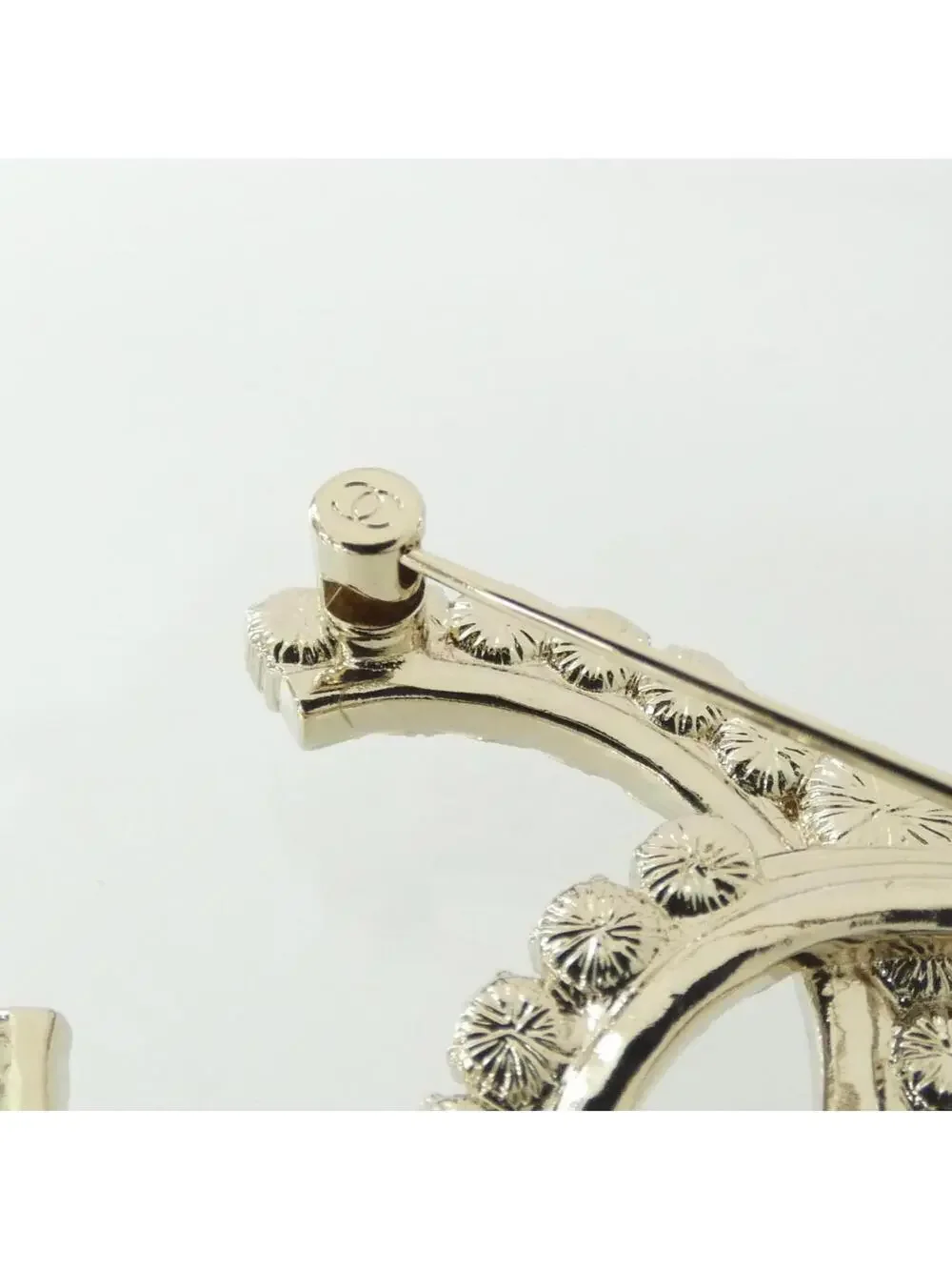 Chanel Brooch Clear White And Gold #357599C12B